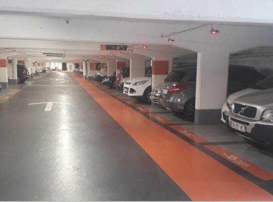 Joli Appartement Hypercentre T2, Classe Meuble De Tourisme 3 Avec Parking Gratuit Beziers Bagian luar foto