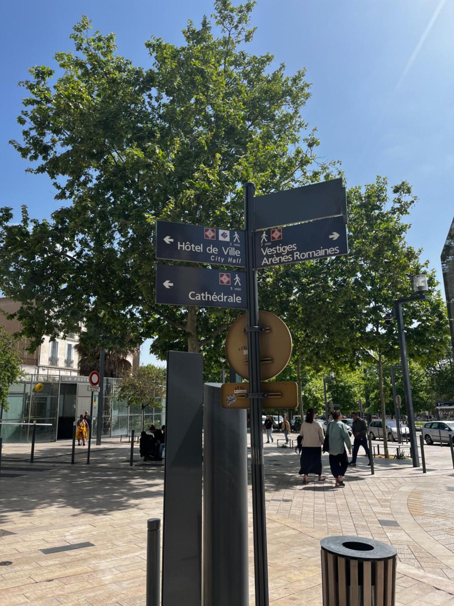 Joli Appartement Hypercentre T2, Classe Meuble De Tourisme 3 Avec Parking Gratuit Beziers Bagian luar foto